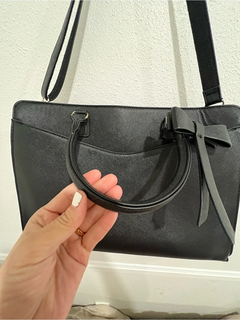 Professional Black Laptop Bag with Exterior Pocket and cute bow